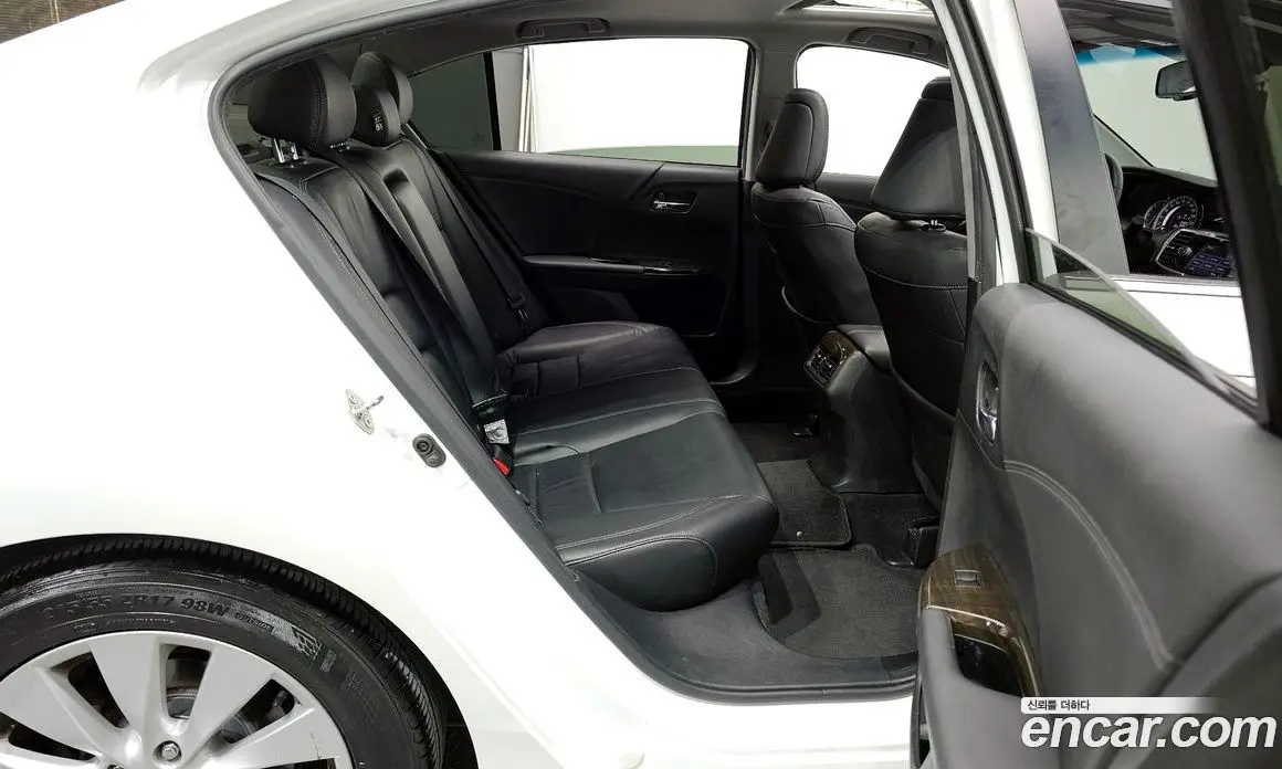 Honda Accord 2015 2.4 автомат (гидро), фото 12