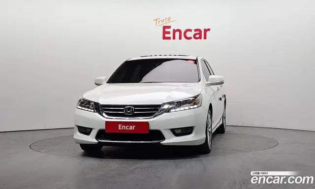 Honda Accord 2015 2.4 автомат (гидро), миниатюра 3