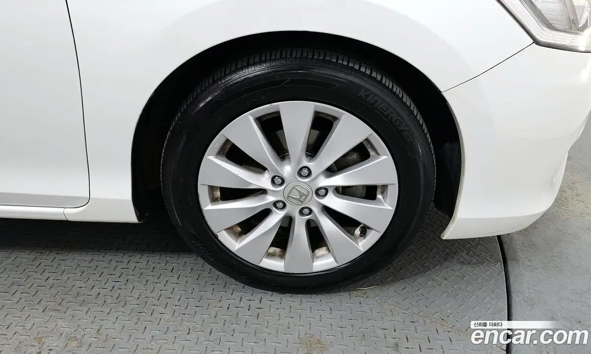 Honda Accord 2015 2.4 автомат (гидро), фото 5