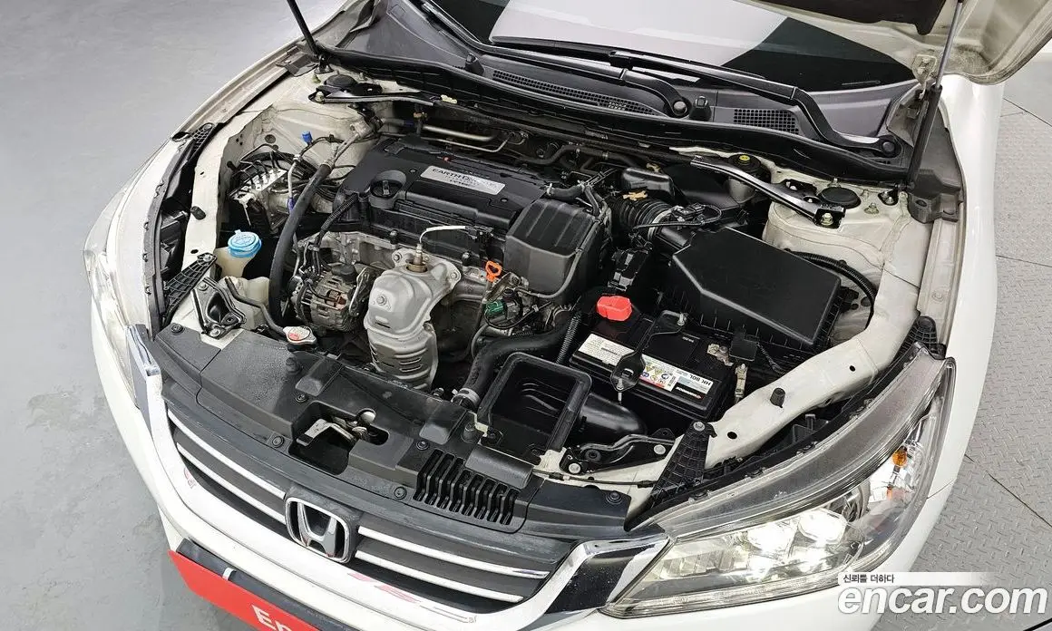Honda Accord 2015 2.4 автомат (гидро), фото 6