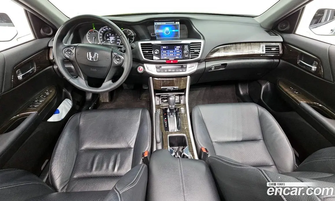 Honda Accord 2015 2.4 автомат (гидро), фото 7