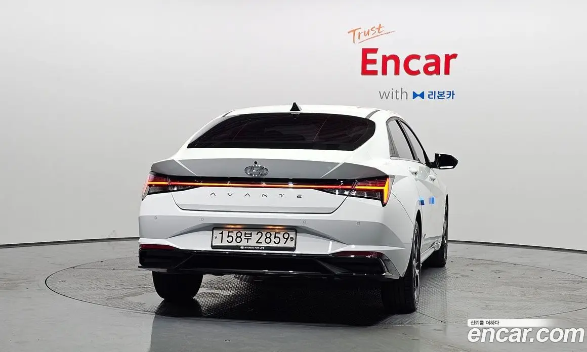 Hyundai Avante 2020 1.6 автомат (гидро), фото 4