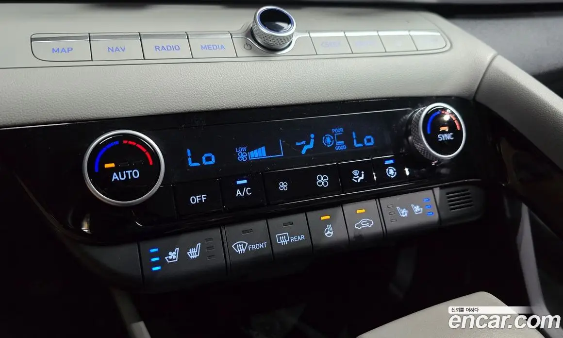 Hyundai Avante 2020 1.6 автомат (гидро), фото 28