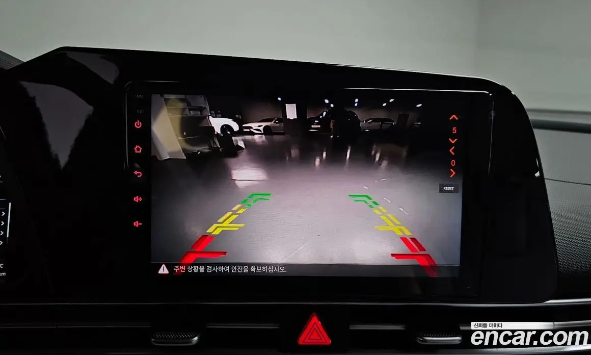 Hyundai Avante 2021 1.6 автомат (гидро), фото 19