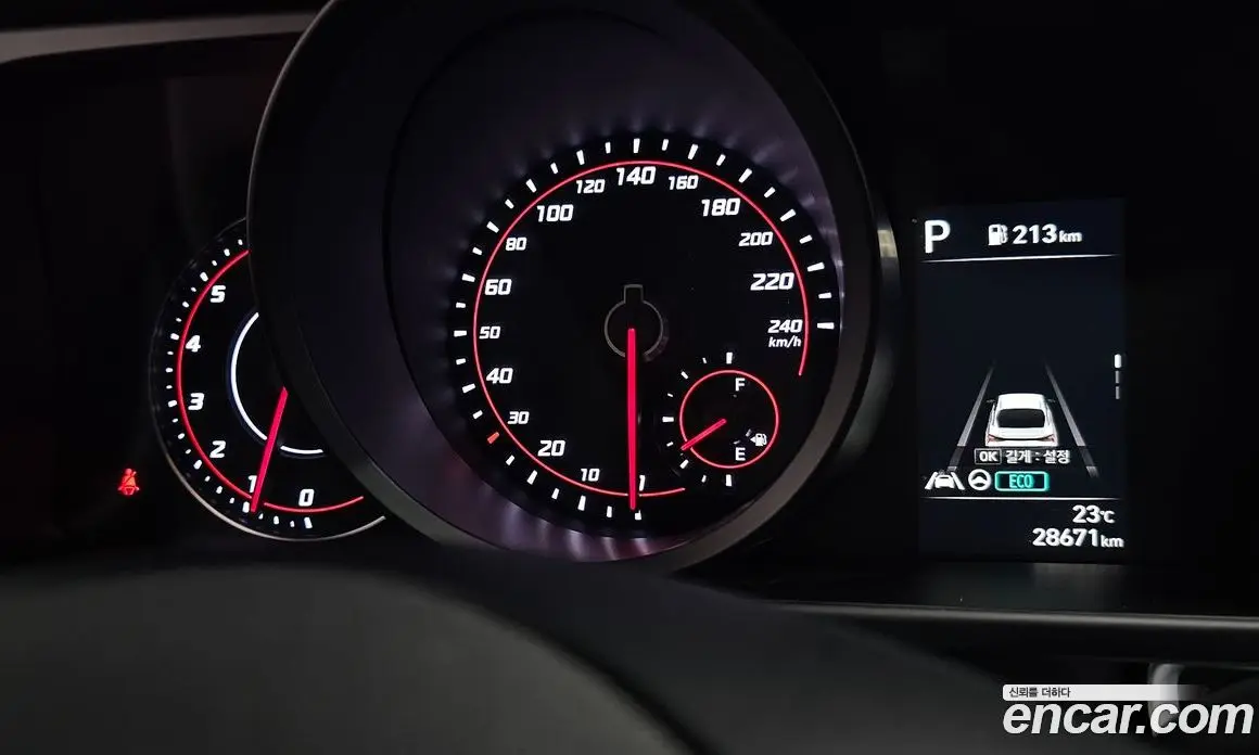 Hyundai Avante 2021 1.6 автомат (гидро), фото 10
