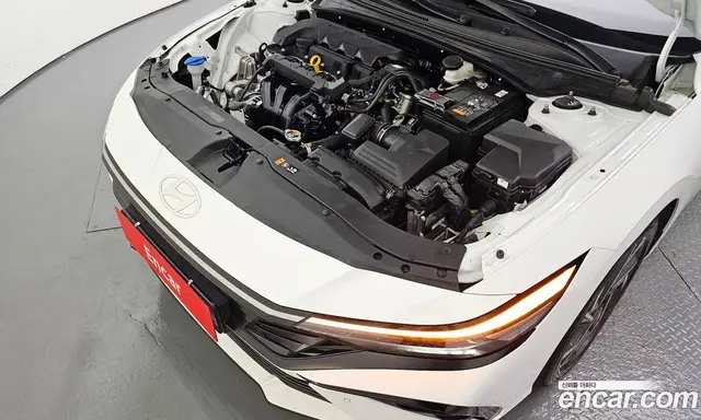 Hyundai Avante 2024 1.6 автомат (гидро), миниатюра 6