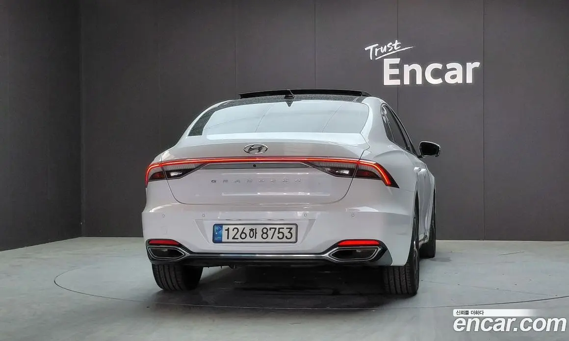 Hyundai Grandeur 2022 2.5 автомат (гидро), фото 4