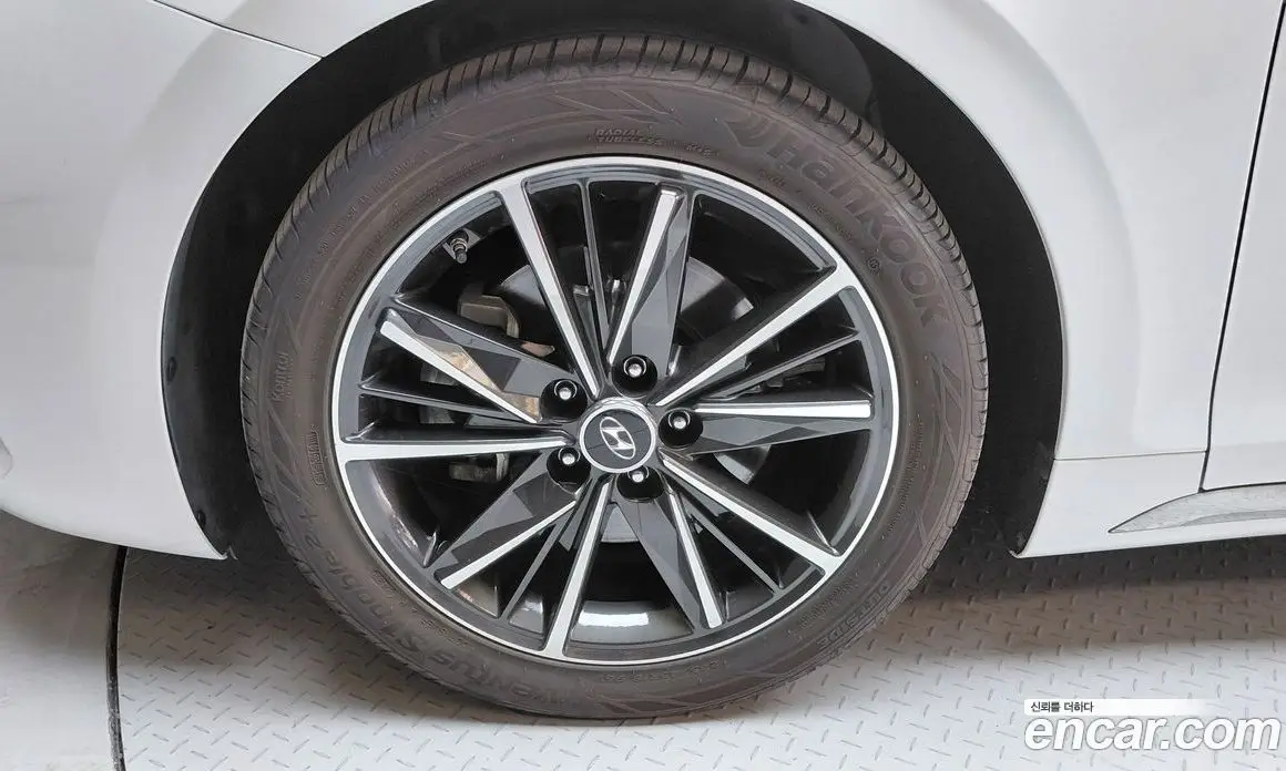 Hyundai Grandeur 2022 2.5 автомат (гидро), фото 5