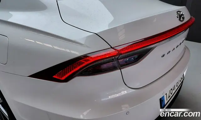 Hyundai Grandeur 2022 2.5 автомат (гидро), миниатюра 9
