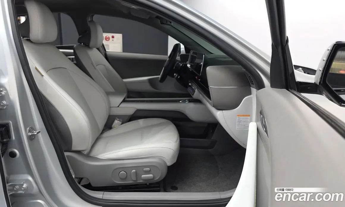 Hyundai Ioniq 6 2023 0.1 автомат (гидро), фото 11