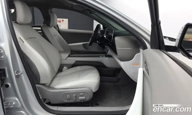 Hyundai Ioniq 6 2023 0.1 автомат (гидро), миниатюра 11