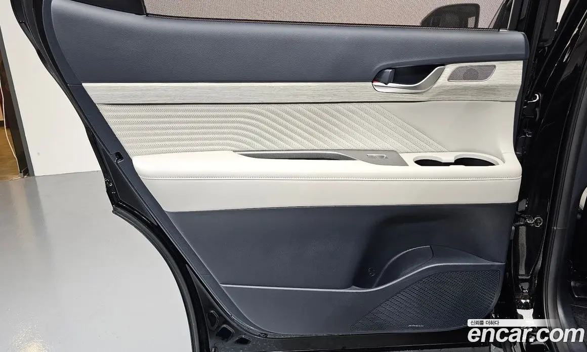 Hyundai Palisade 2024 3.8 автомат (гидро), фото 15