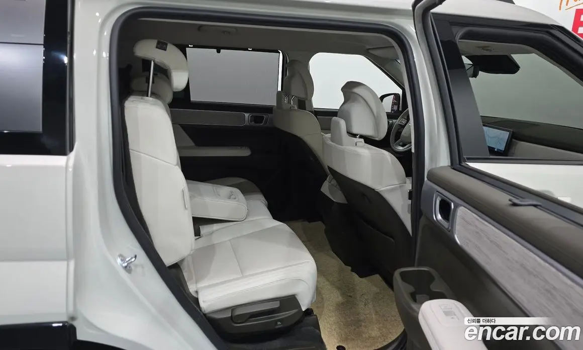 Hyundai Santa Fe 2024 1.6 автомат (гидро), фото 11