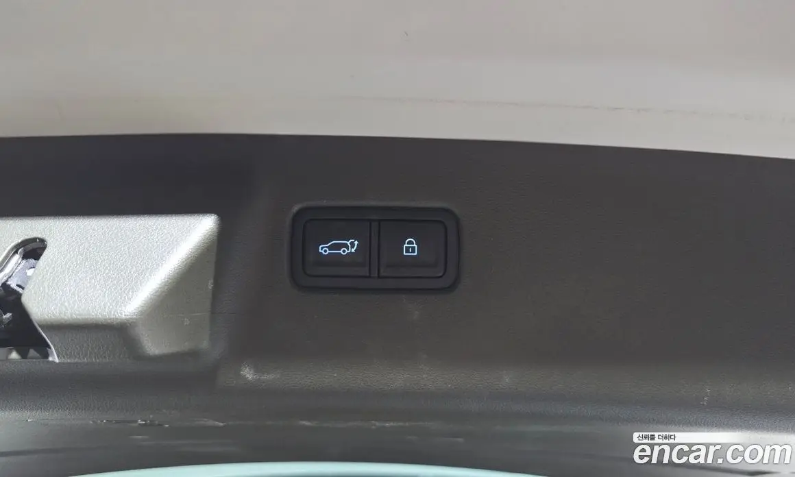 Hyundai Santa Fe 2024 1.6 автомат (гидро), фото 17