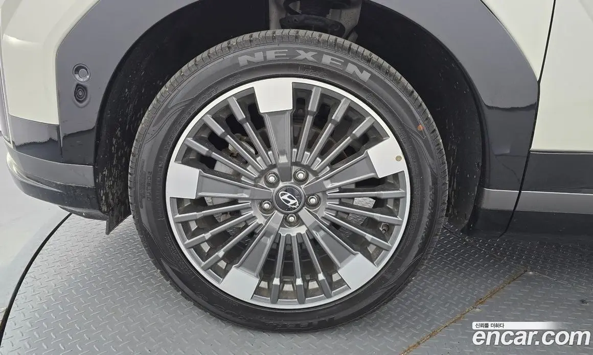 Hyundai Santa Fe 2024 1.6 автомат (гидро), фото 5