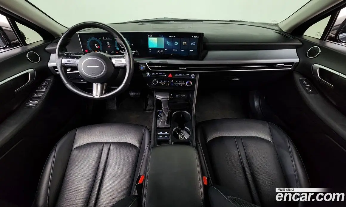 Hyundai Sonata 2023 2.0 автомат (гидро), фото 10