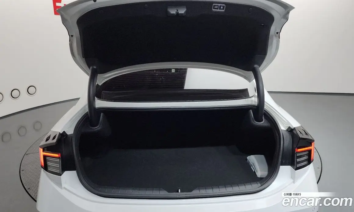 Hyundai Sonata 2023 2.0 автомат (гидро), фото 19