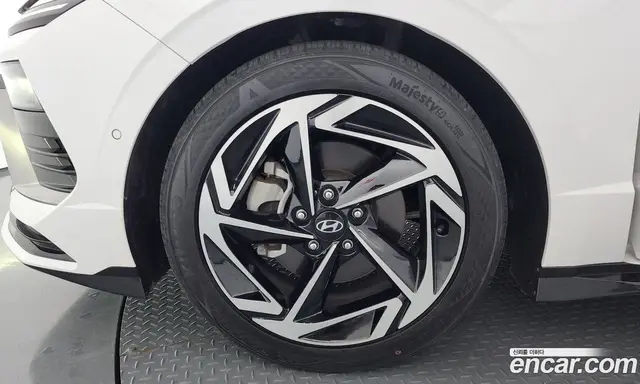 Hyundai Sonata 2023 2.0 автомат (гидро), миниатюра 5