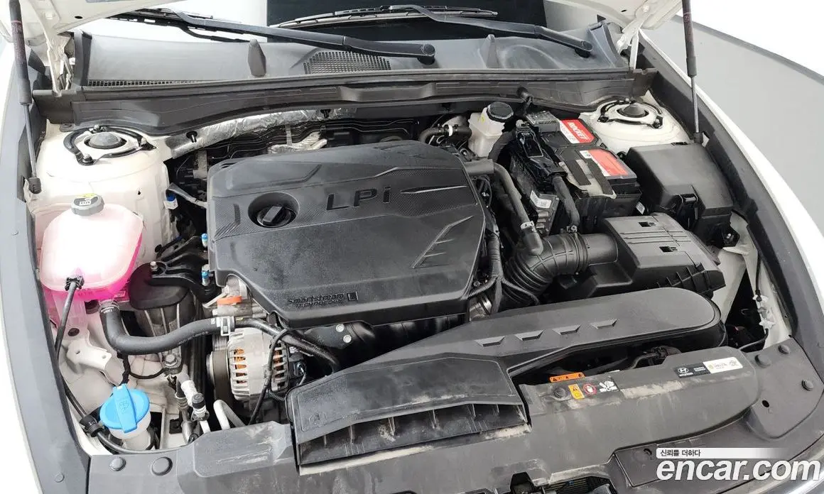 Hyundai Sonata 2023 2.0 автомат (гидро), фото 6