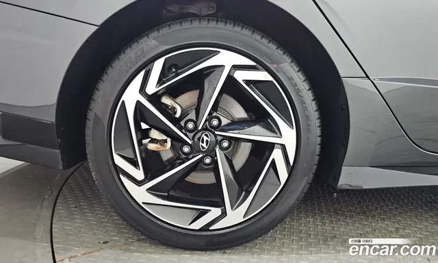 Hyundai Sonata 2024 2.0 автомат (гидро), миниатюра 5