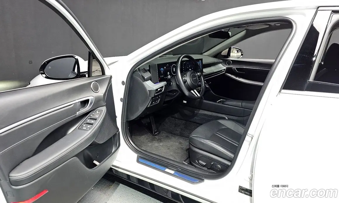Hyundai Sonata 2025 2.0 автомат (гидро), фото 10