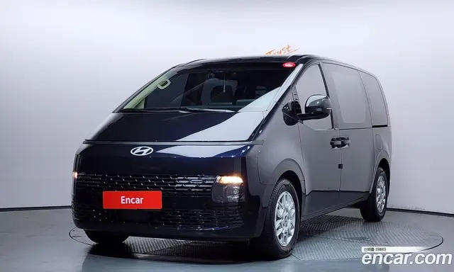 Hyundai Staria, 2024, 23 330 км