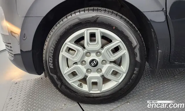 Hyundai Staria 2024 3.5 автомат (гидро), миниатюра 5