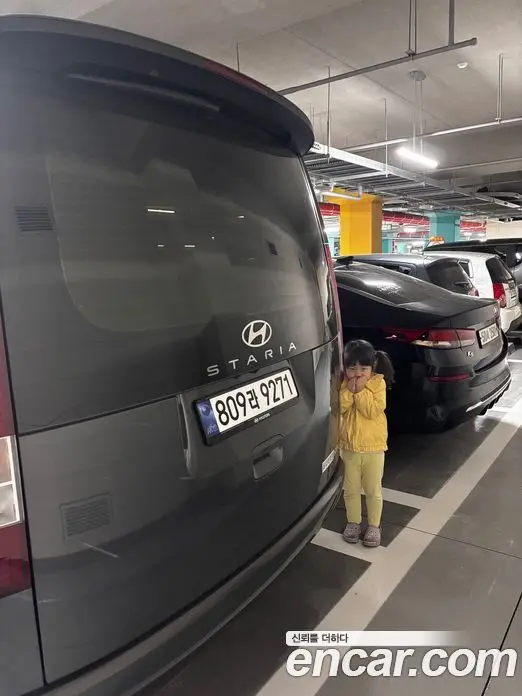 Hyundai Staria 2025 2.2 автомат (гидро), фото 11