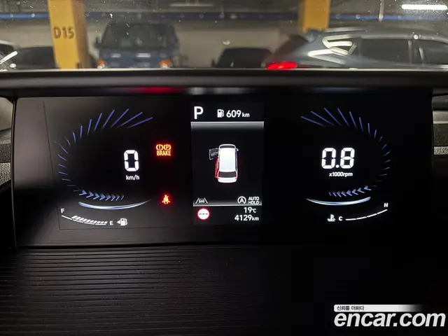 Hyundai Staria 2025 2.2 автомат (гидро), миниатюра 4