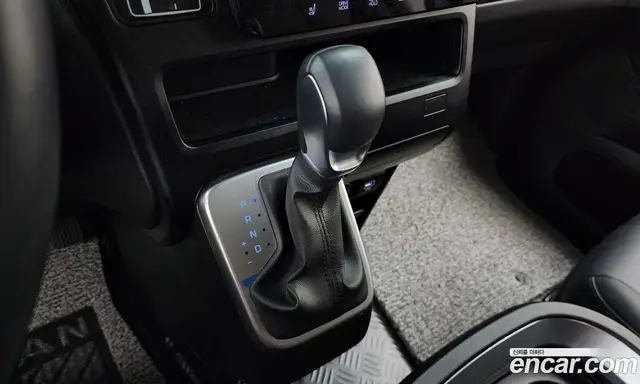 Hyundai Staria 2025 1.6 автомат (гидро), миниатюра 12