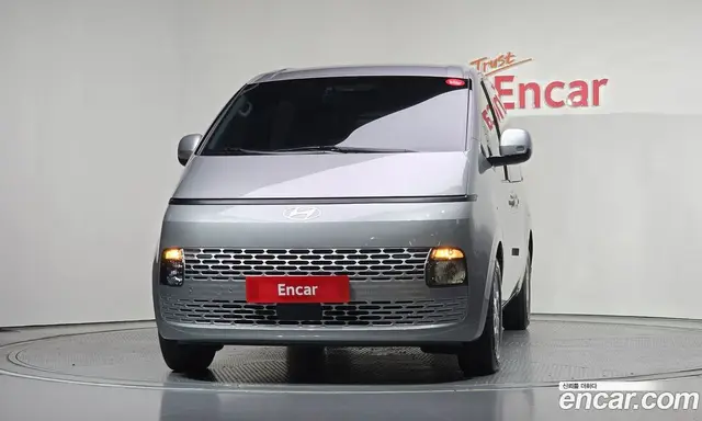 Hyundai Staria 2025 1.6 автомат (гидро), миниатюра 3