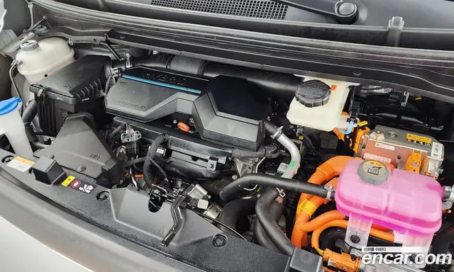 Hyundai Staria 2025 1.6 автомат (гидро), миниатюра 6
