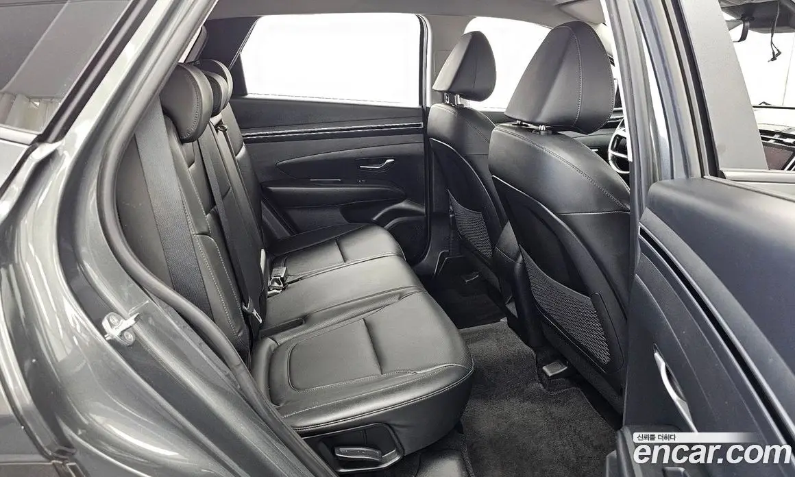 Hyundai Tucson 2022 1.6 автомат (гидро), фото 18
