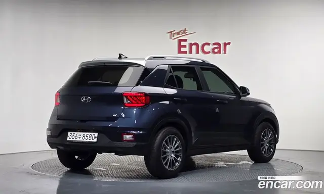 Hyundai Venue 2020 1.6 автомат (гидро), миниатюра 2