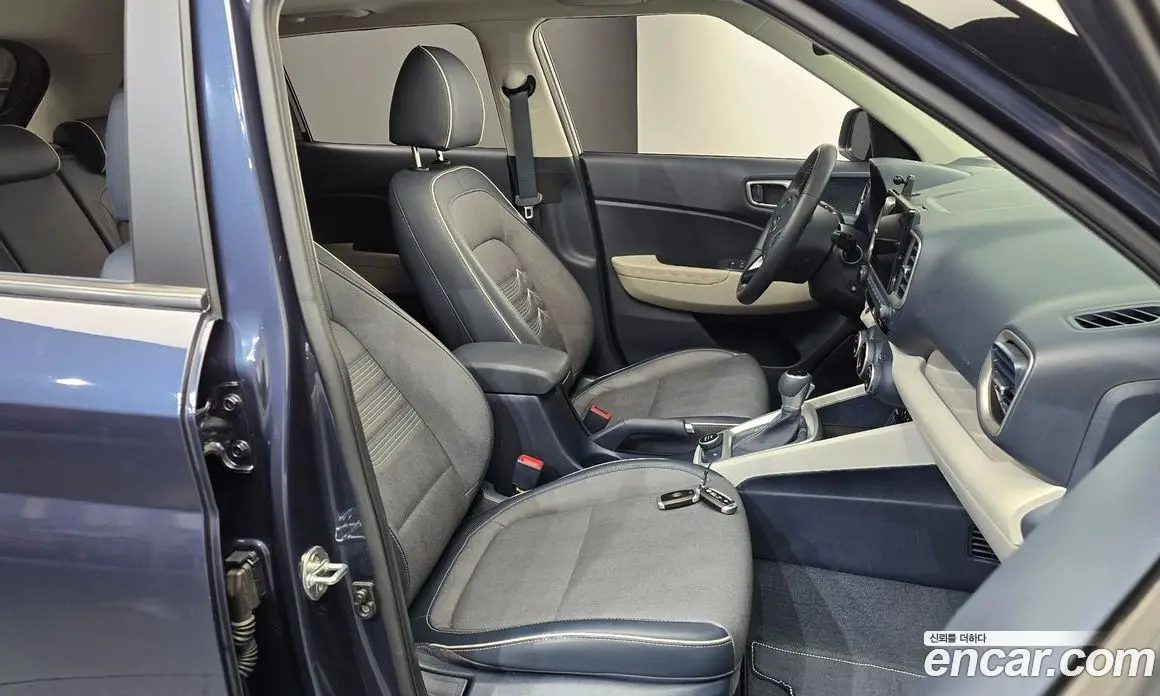 Hyundai Venue 2020 1.6 автомат (гидро), фото 16