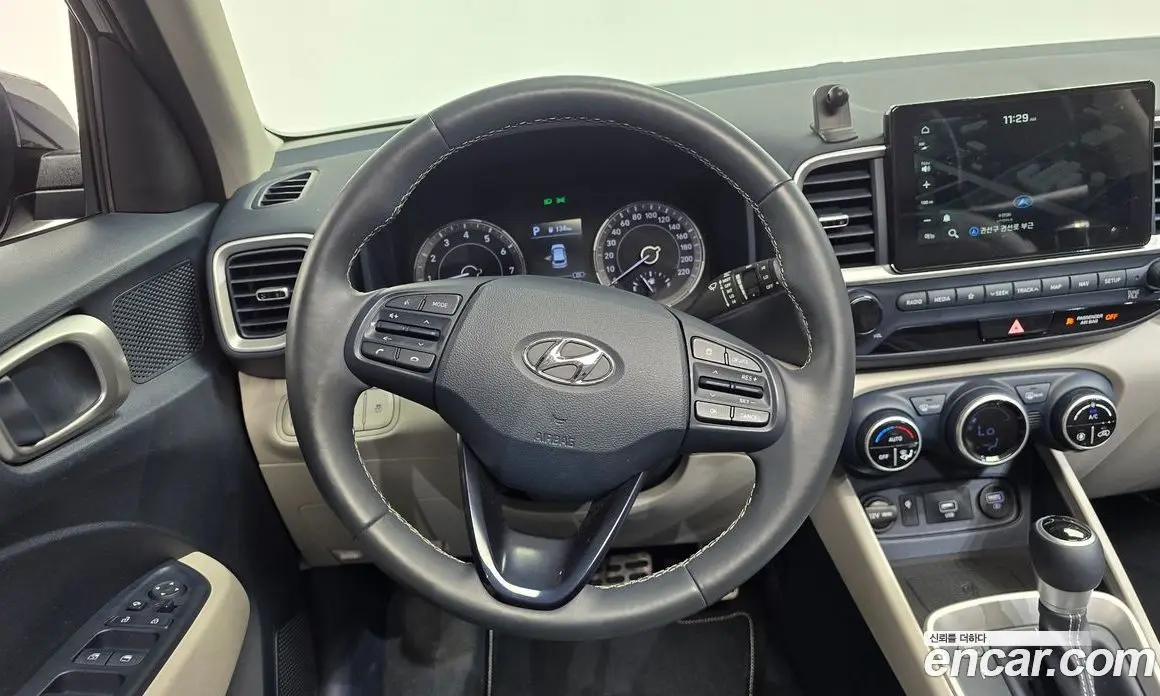 Hyundai Venue 2020 1.6 автомат (гидро), фото 19