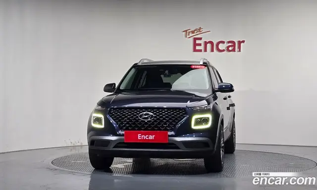 Hyundai Venue 2020 1.6 автомат (гидро), миниатюра 3