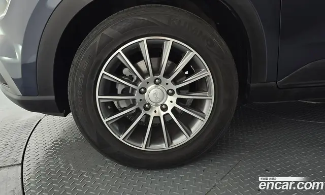 Hyundai Venue 2020 1.6 автомат (гидро), миниатюра 5