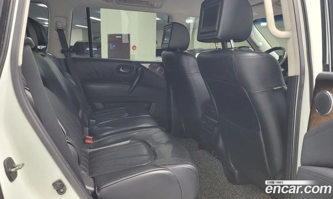 Infiniti QX 2011 5.6 автомат (гидро), фото 11 Infiniti QX 2011 5.6 автомат (гидро), фото 11