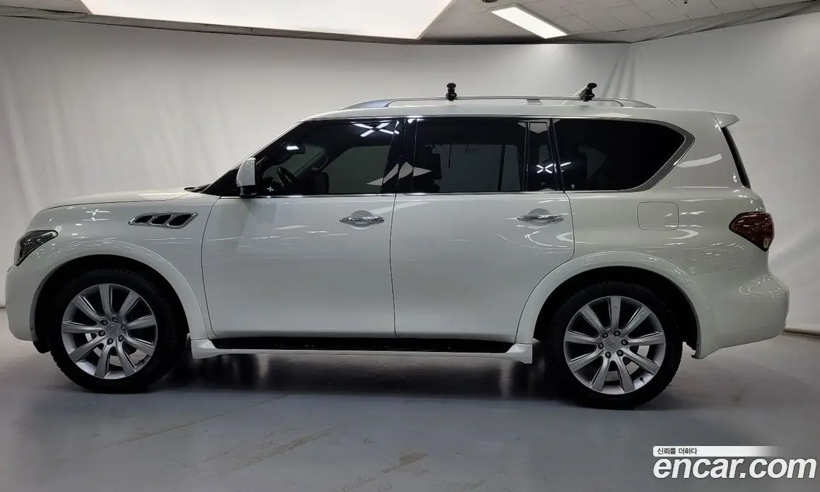 Infiniti QX 2011 5.6 автомат (гидро), фото 20 Infiniti QX 2011 5.6 автомат (гидро), фото 20