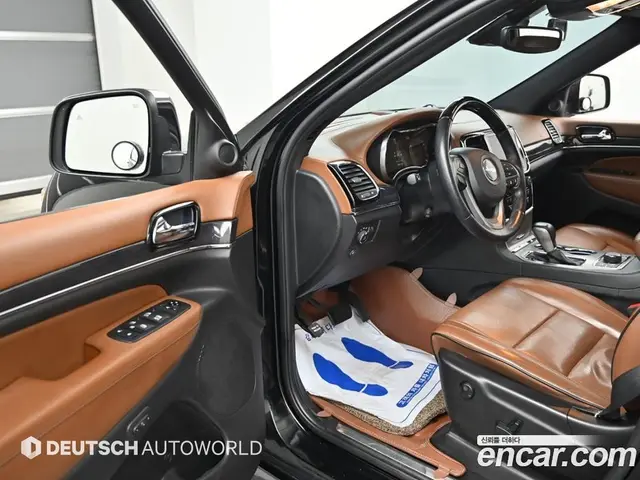 Jeep Cherokee 2020 3.6 автомат (гидро), миниатюра 11