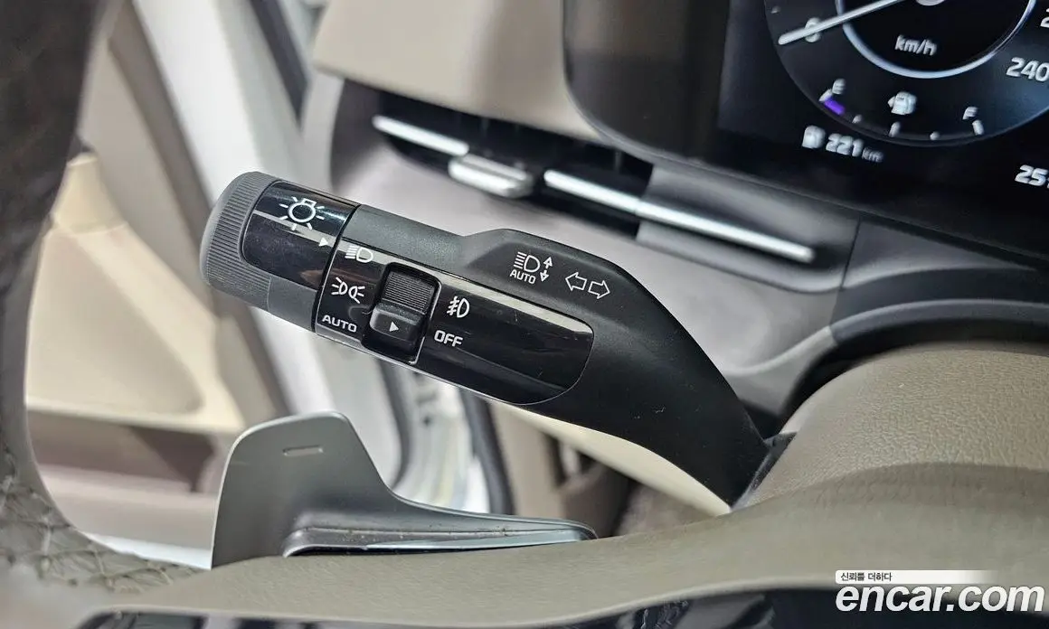 Kia Carnival 2021 2.2 автомат (гидро), фото 24