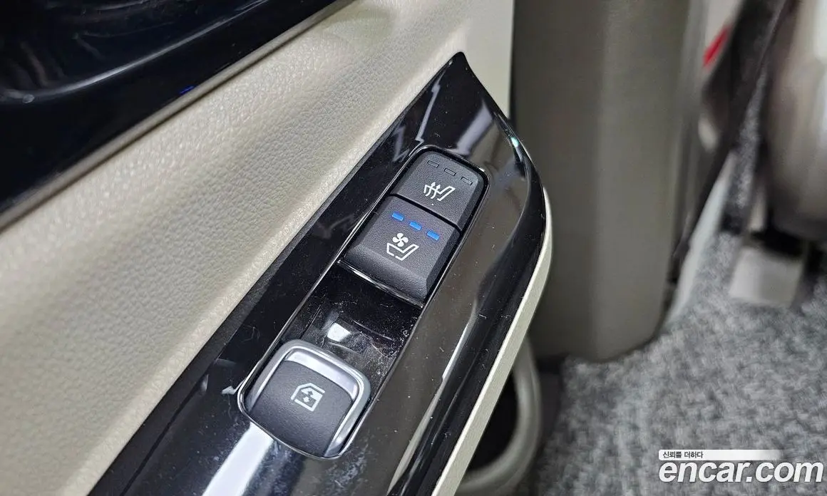 Kia Carnival 2021 2.2 автомат (гидро), фото 29
