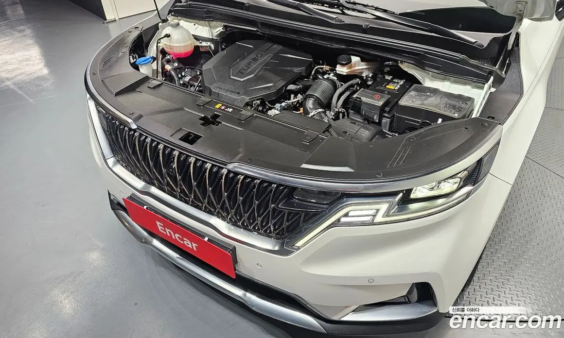 Kia Carnival 2021 2.2 автомат (гидро), фото 6
