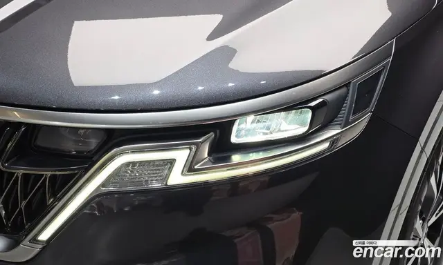 Kia Carnival 2022 2.2 автомат (гидро), миниатюра 8