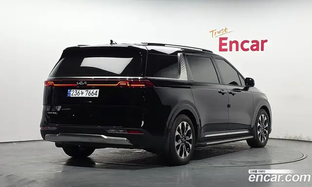 Kia Carnival 2023 2.2 автомат (гидро), миниатюра 2