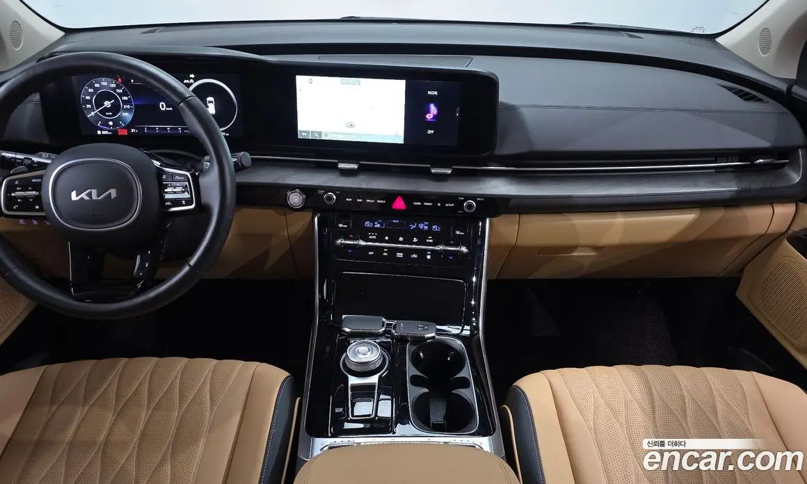 Kia Carnival 2023 2.2 автомат (гидро), фото 7