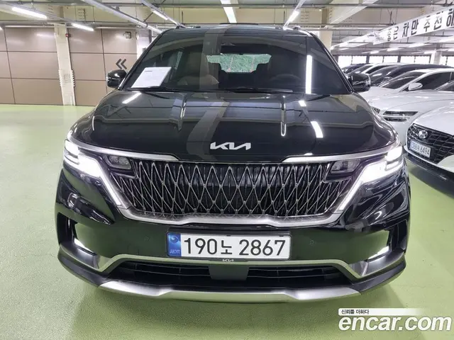 Kia Carnival 2023 2.2 автомат (гидро), миниатюра 3