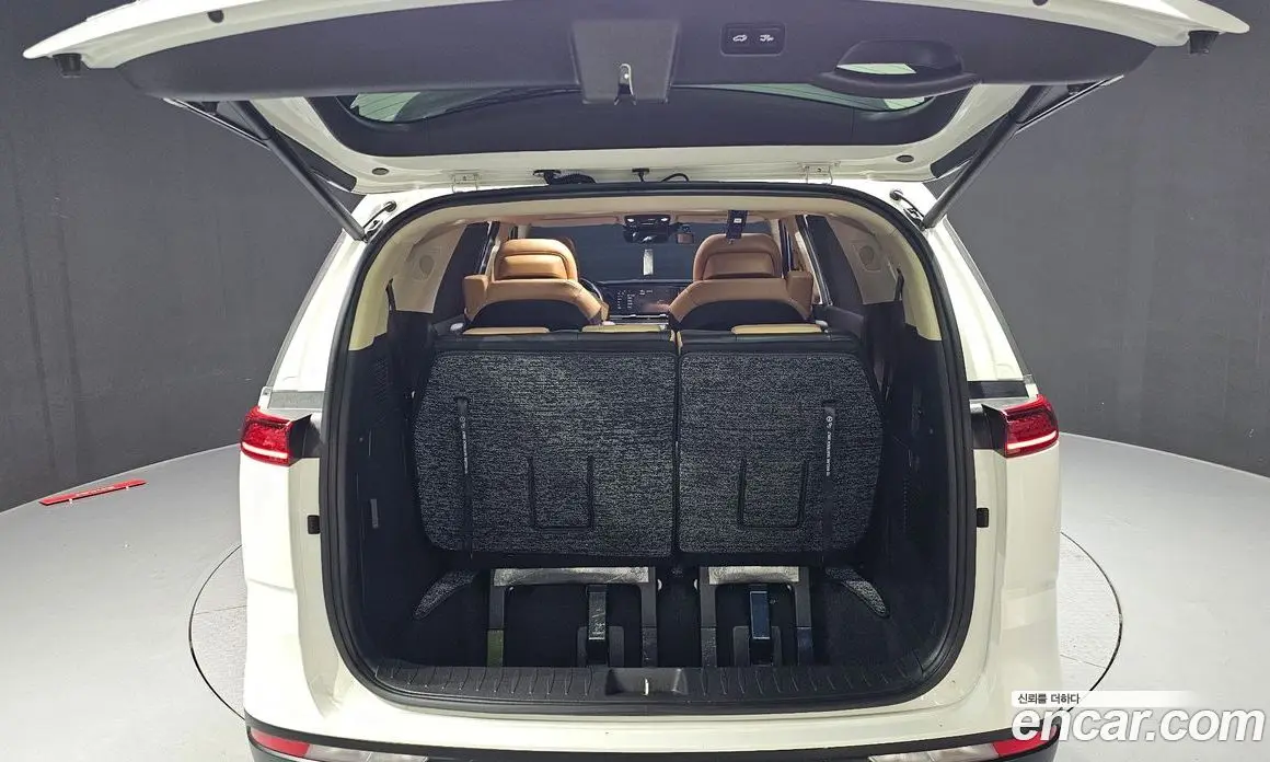 Kia Carnival 2023 3.5 автомат (гидро), фото 26