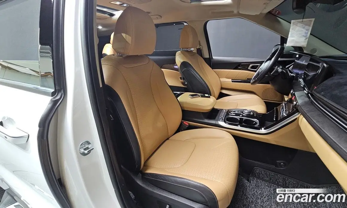 Kia Carnival 2023 3.5 автомат (гидро), фото 27